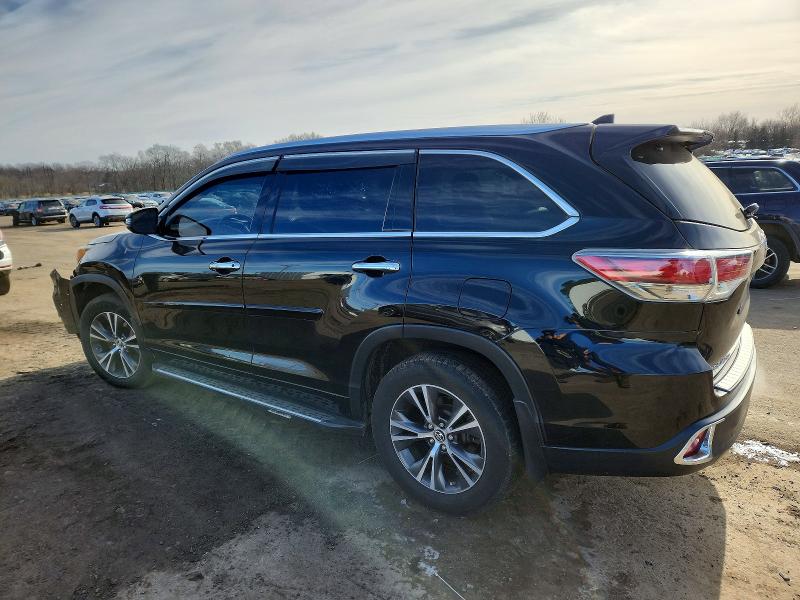 Photo 2 from auction – 2016 TOYOTA HIGHLANDER with VIN 5TDJKRFH8GS353996