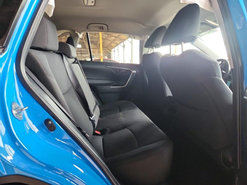 Photo 10 from auction – 2020 TOYOTA RAV4 LE with VIN 2T3H1RFV3LC076322