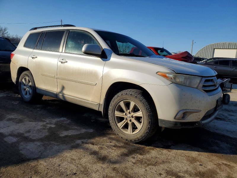 Photo 4 from auction – 2013 TOYOTA HIGHLANDER with VIN 5TDZK3EH7DS137344