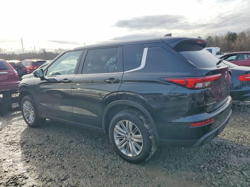 Photo 2 from auction – 2022 MITSUBISHI OUTLANDER with VIN JA4J3TA84NZ035008