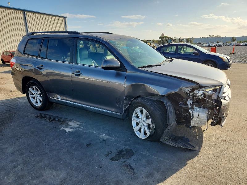Photo 4 from auction – 2011 TOYOTA HIGHLANDER with VIN 5TDZA3EH5BS014898