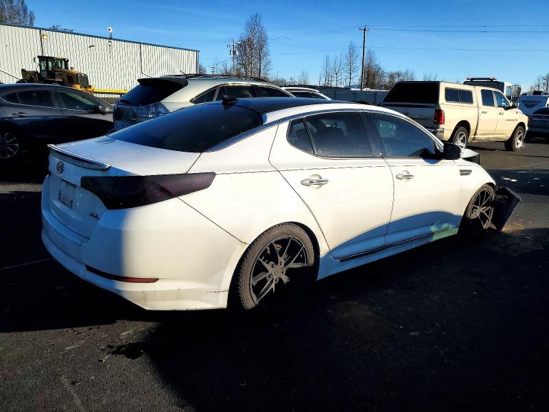 Photo 3 from auction – 2013 KIA OPTIMA SX with VIN 5XXGR4A62DG104461