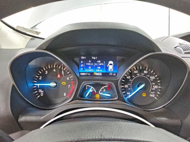 Photo 9 from auction – 2017 FORD ESCAPE SE with VIN 1FMCU9G94HUC55129
