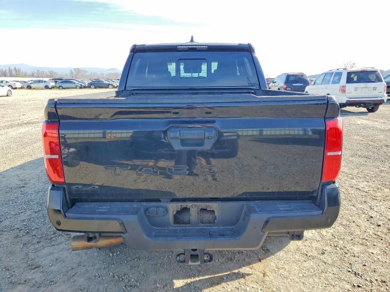 Photo 6 from auction – 2024 TOYOTA TACOMA with VIN 3TMLB5JN8RM022966