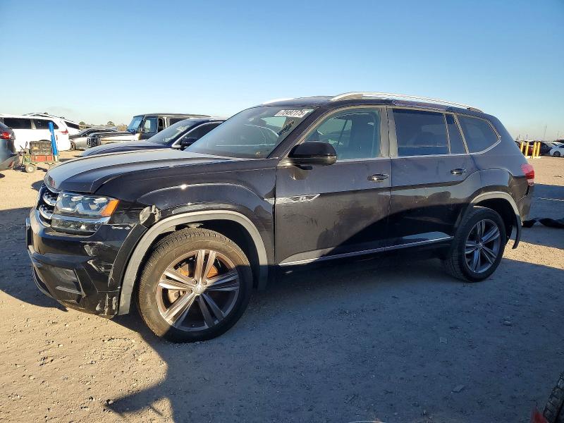 VOLKSWAGEN ATLAS SE 2019 with VIN 1V2YR2CA5KC577387 - Photo from auction