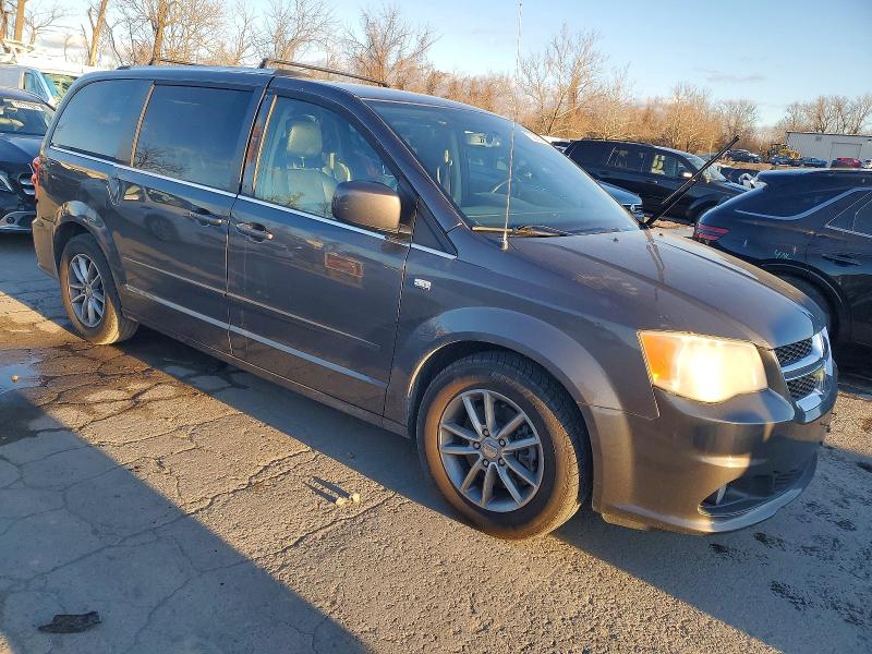 Photo 4 from auction – 2014 DODGE GRAND CARA with VIN 2C4RDGCGXER223091