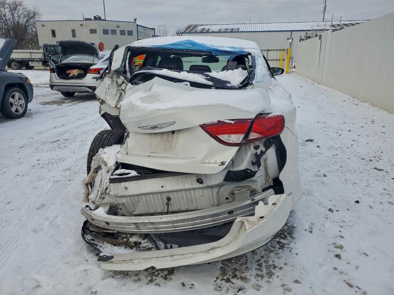 Photo 6 from auction – 2015 CHRYSLER 200 S with VIN 1C3CCCBB9FN565934