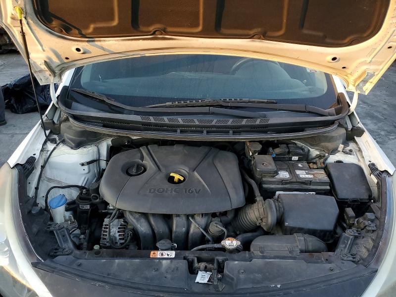 Photo 11 from auction – 2016 KIA FORTE LX with VIN KNAFK4A63G5463632