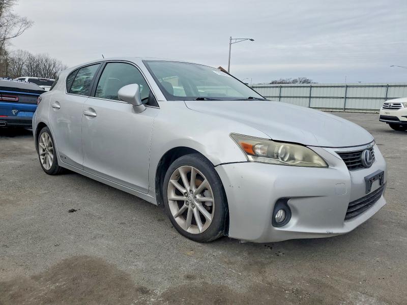 Photo 4 from auction – 2011 LEXUS CT with VIN JTHKD5BH6B2014519