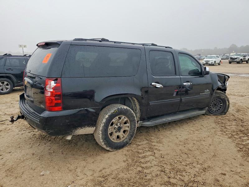 Photo 3 from auction – 2012 CHEVROLET SUBURBAN with VIN 1GNSCHE05CR238540