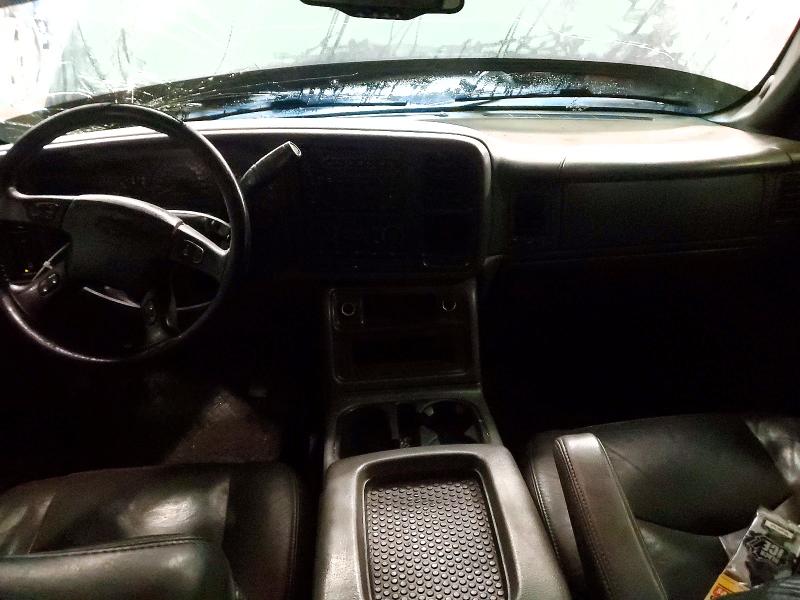 Photo 8 from auction – 2006 CHEVROLET SILVERADO with VIN 1GCHK23D46F221677