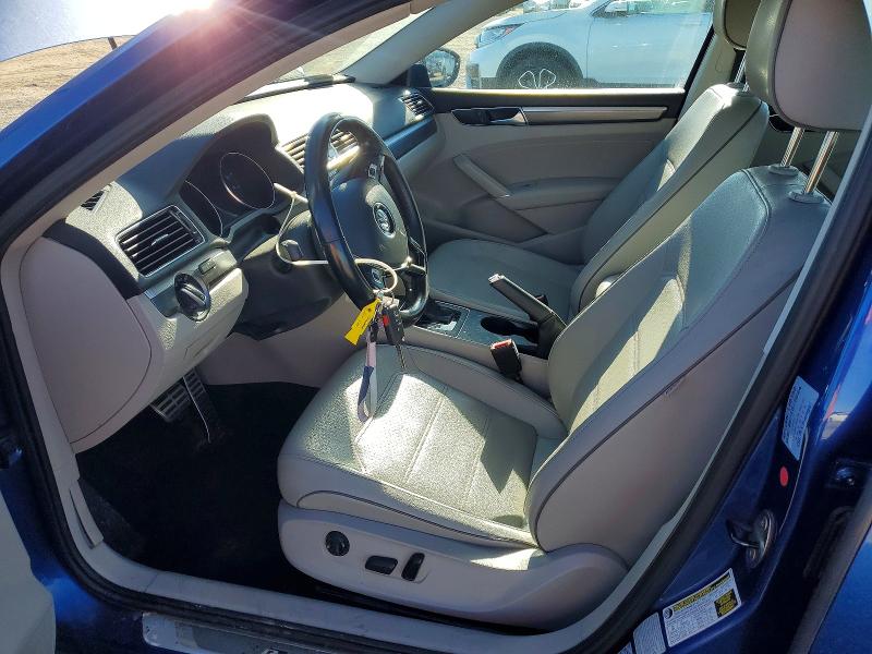 Photo 7 from auction – 2017 VOLKSWAGEN PASSAT with VIN 1VWDT7A35HC015014