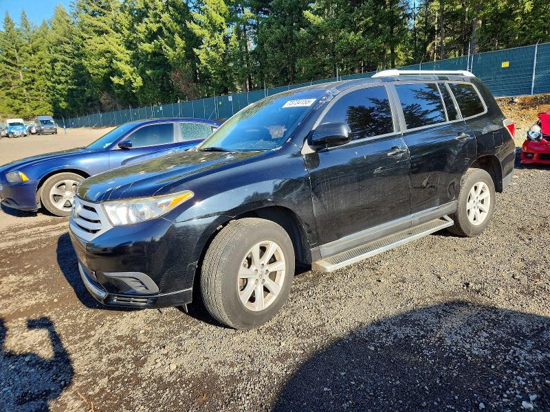 TOYOTA HIGHLANDER 2013 مع رقم تعريف المركبة 5TDBK3EH5DS204301 - صورة من المزاد
