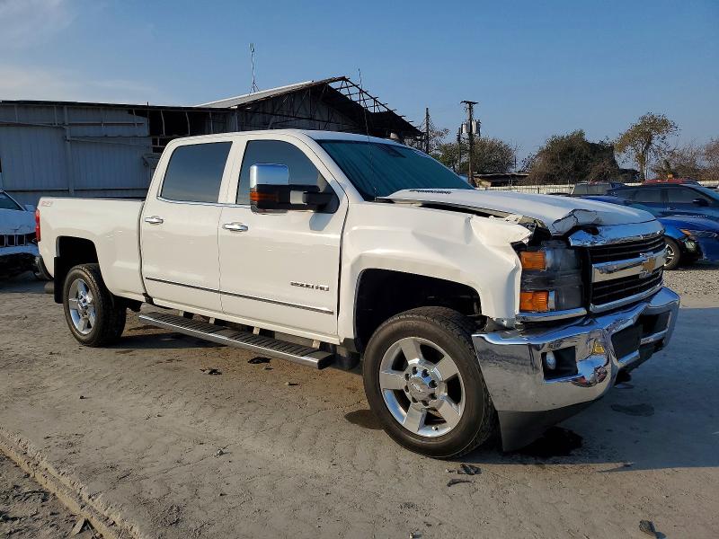 Photo 4 from auction – 2016 CHEVROLET SILVERADO with VIN 1GC1KWE83GF103744