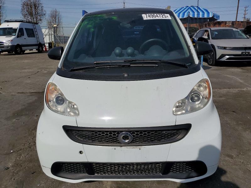 Photo 5 from auction – 2014 SMART FORTWO with VIN WMEEJ9AA1EK731497