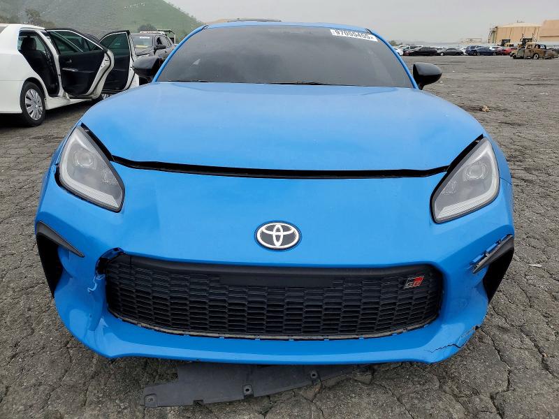 Photo 5 from auction – 2022 TOYOTA GR 86 with VIN JF1ZNBC12N8757201