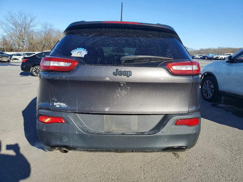 Photo 6 from auction – 2018 JEEP CHEROKEE with VIN 1C4PJLDB5JD518320
