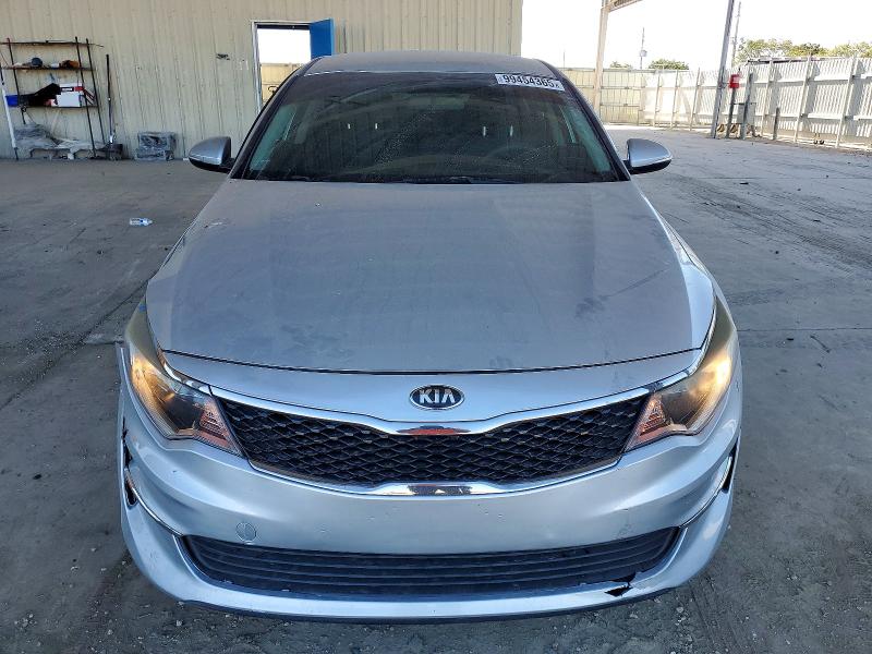 Photo 5 from auction – 2017 KIA OPTIMA LX with VIN 5XXGT4L37HG131102
