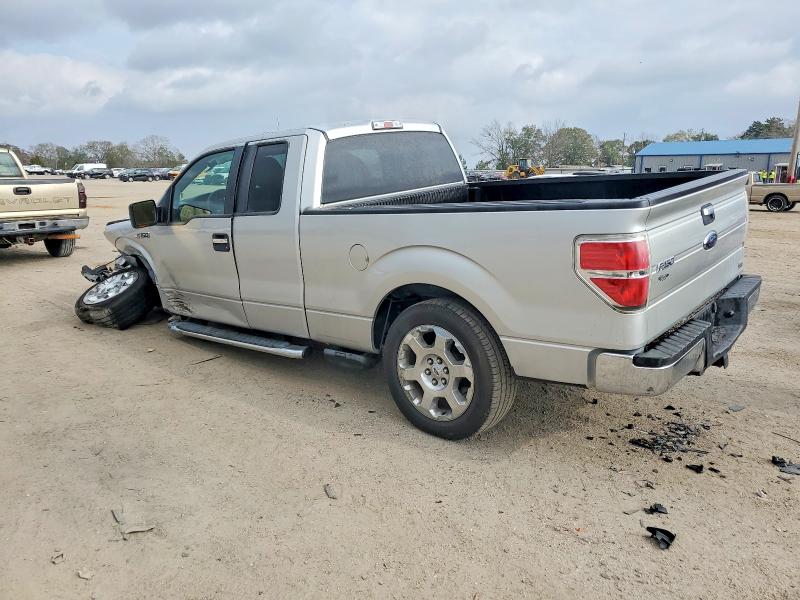 Photo 2 from auction – 2010 FORD F150 SUPER with VIN 1FTFX1CVXAFC68779