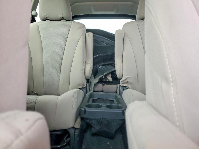 Photo 10 from auction – 2012 MAZDA 5 with VIN JM1CW2CL8C0124891