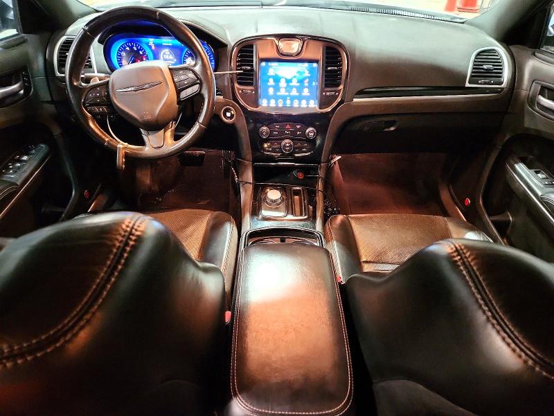 Photo 8 from auction – 2018 CHRYSLER 300 S with VIN 2C3CCAGG2JH118226