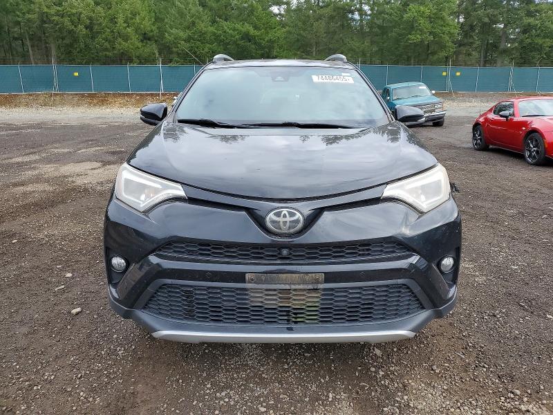 Photo 5 from auction – 2016 TOYOTA RAV4 SE with VIN 2T3JFREV2GW535784