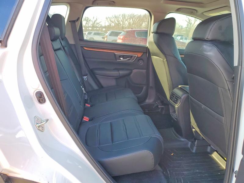 Photo 11 from auction – 2019 HONDA CR-V with VIN 7FARW1H81KE025018