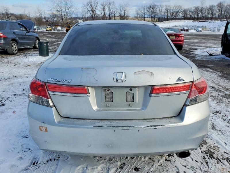 Photo 6 from auction – 2012 HONDA ACCORD with VIN 1HGCP2F33CA030938