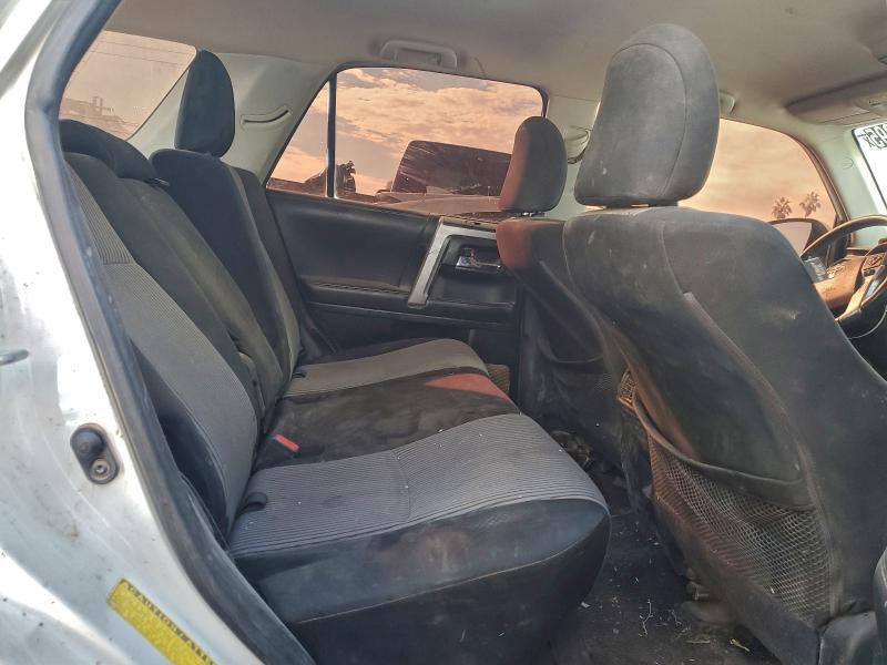 Photo 11 from auction – 2022 TOYOTA 4RUNNER SR with VIN JTEEU5JR1N5265584