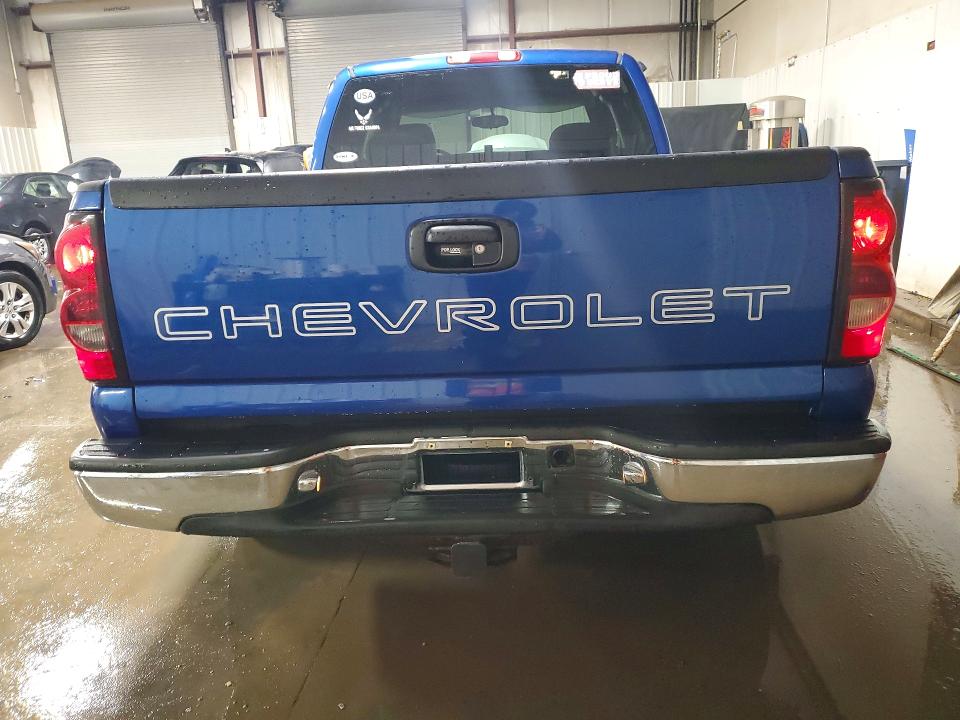 Photo 6 from auction – 2004 CHEVROLET SILVERADO with VIN 2GCEC19V441125773