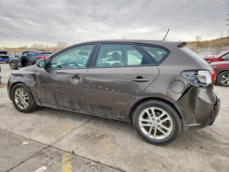 Photo 2 from auction – 2011 KIA FORTE with VIN KNAFU5A26B5460181