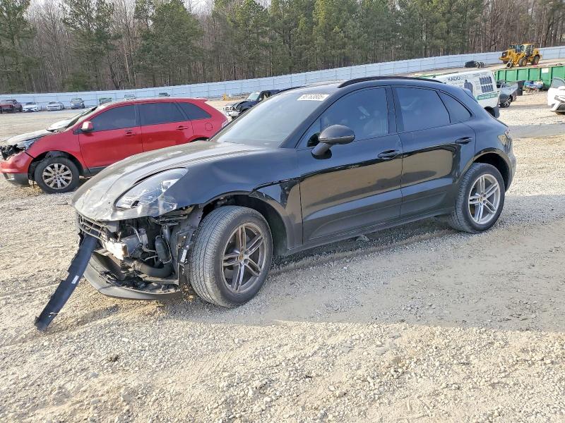PORSCHE MACAN 2020 with VIN WP1AA2A51LLB07776 - Photo from auction
