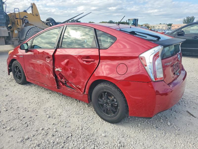 Photo 2 from auction – 2013 TOYOTA PRIUS with VIN JTDKN3DU6D1647706