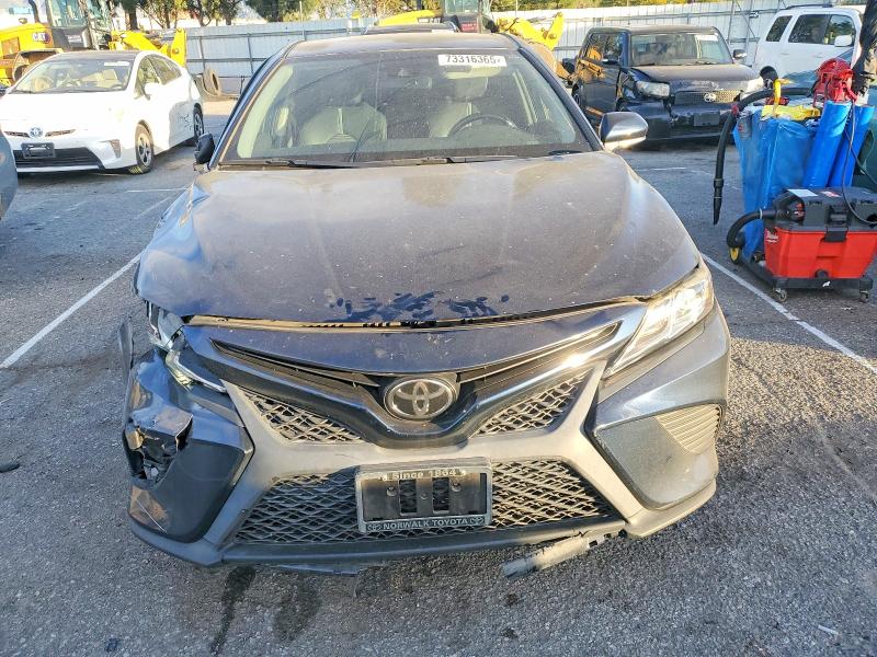 Photo 5 from auction – 2019 TOYOTA CAMRY with VIN 4T1B11HK4KU787074