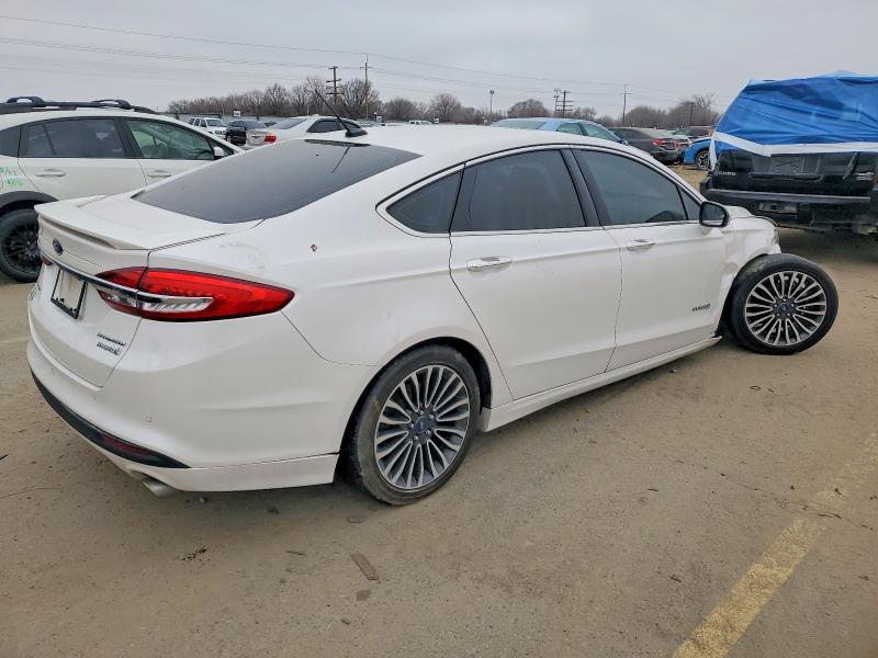 Photo 3 from auction – 2018 FORD FUSION TIT with VIN 3FA6P0RU2JR167947