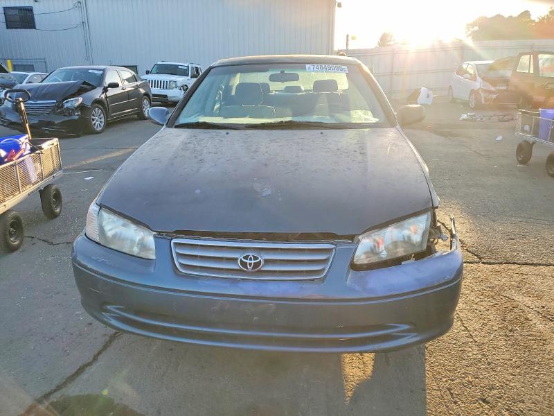 Photo 5 from auction – 2000 TOYOTA CAMRY CE with VIN JT2BG22K8Y0389554