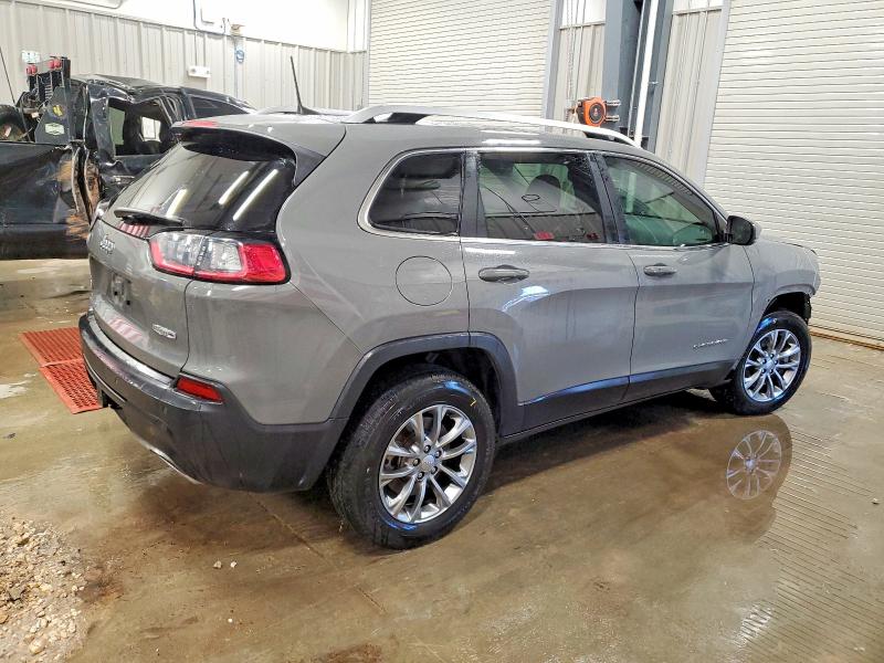 Photo 3 from auction – 2019 JEEP CHEROKEE L with VIN 1C4PJMLX2KD470442