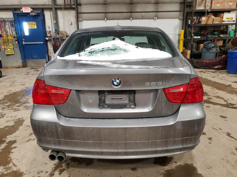 Photo 6 from auction – 2010 BMW 323 I with VIN WBAPG7C56AA699816