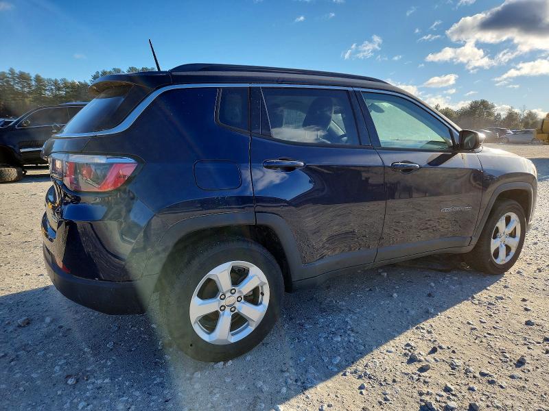 Photo 3 from auction – 2018 JEEP CHEROKEE with VIN 3C4NJDBBXJT114570