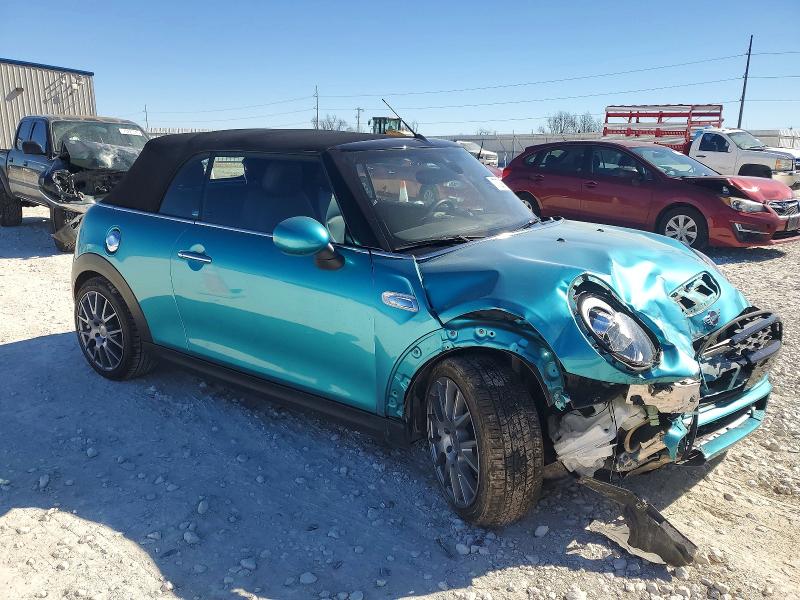 Photo 4 from auction – 2019 MINI COOPER S with VIN WMWWG9C50K3E41758