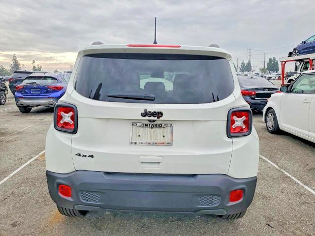 Photo 6 from auction – 2023 JEEP RENEGADE with VIN ZACNJDE13PPP37061