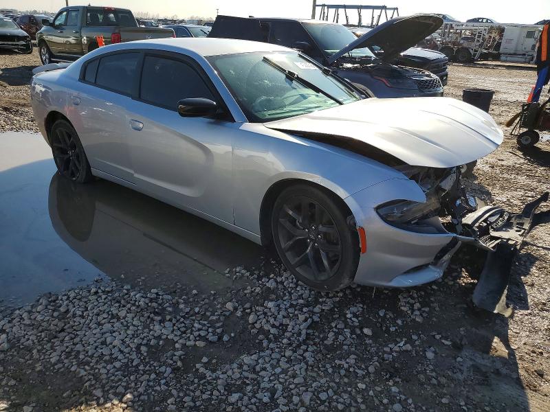 Zdjęcie 4 z aukcji – 2021 DODGE CHARGER z VIN 2C3CDXBG1MH616199