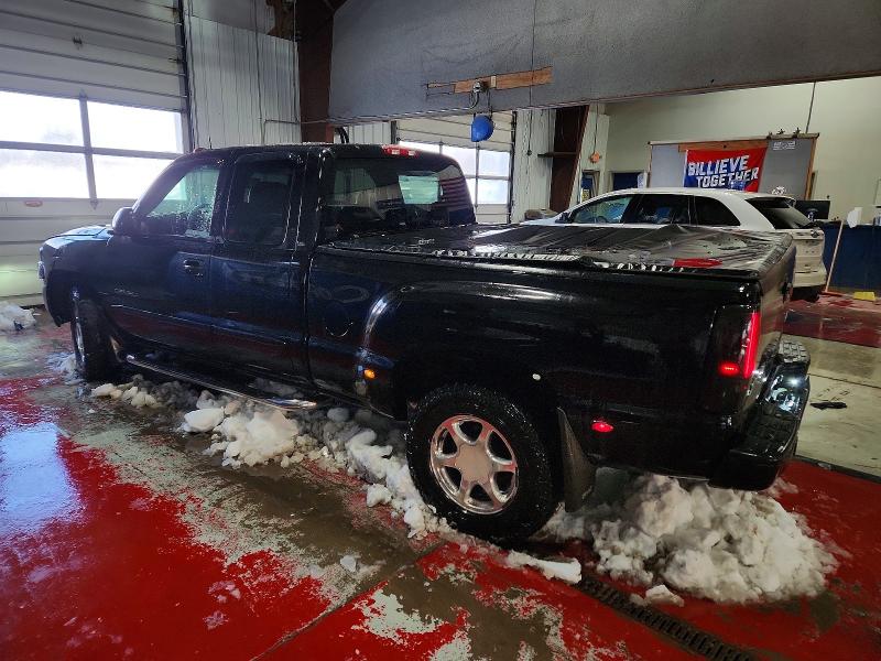 Photo 2 from auction – 2003 GMC SIERRA K15 with VIN 2GTFK69U031353828
