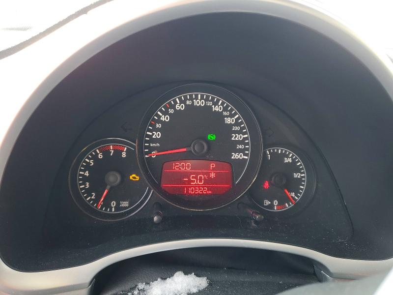 Photo 9 from auction – 2012 VOLKSWAGEN BEETLE with VIN 3VWJX7ATXCM602663