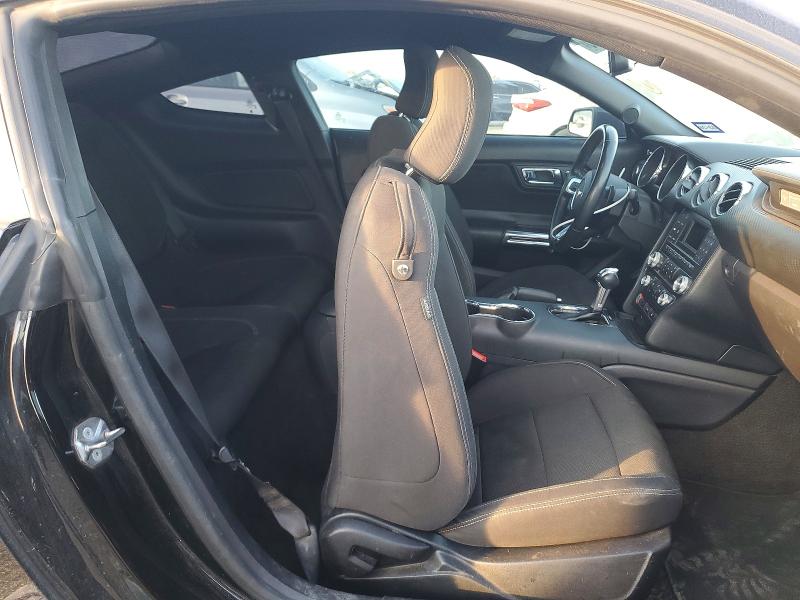 Photo 10 from auction – 2016 FORD MUSTANG with VIN 1FA6P8AM6G5256331