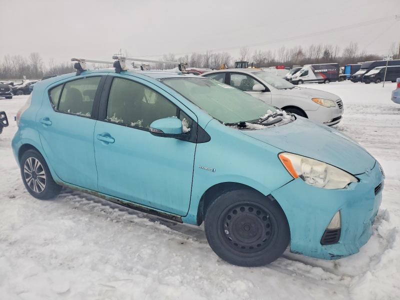 Photo 4 from auction – 2013 TOYOTA PRIUS C with VIN JTDKDTB33D1040918