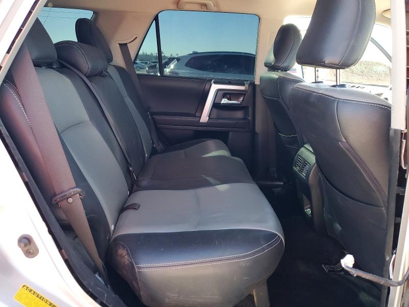 Photo 11 from auction – 2023 TOYOTA 4RUNNER SR with VIN JTEEU5JR4P5285685