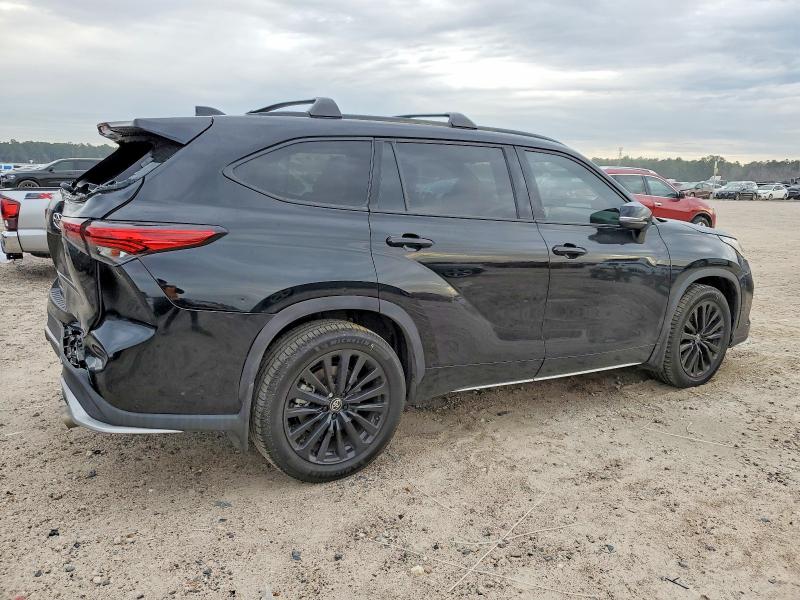 Photo 3 from auction – 2023 TOYOTA HIGHLANDER with VIN 5TDKDRAH6PS016328