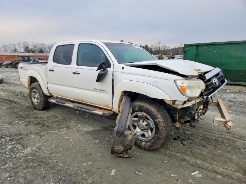 Photo 4 from auction – 2015 TOYOTA TACOMA DOU with VIN 5TFJU4GN3FX066673