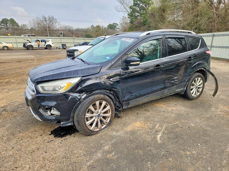 FORD ESCAPE TIT 2017 z numerem VIN 1FMCU0JD0HUA81021 - Zdjęcie z aukcji